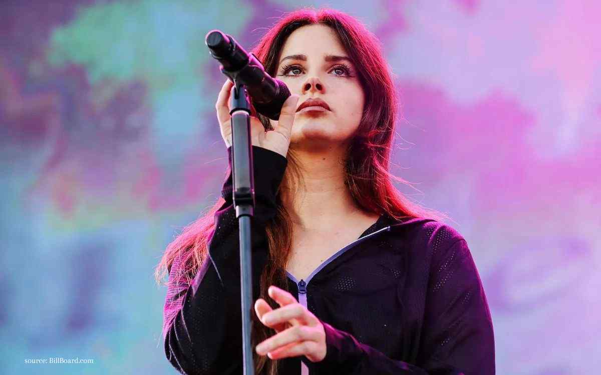 Lana Del Rey in Concert